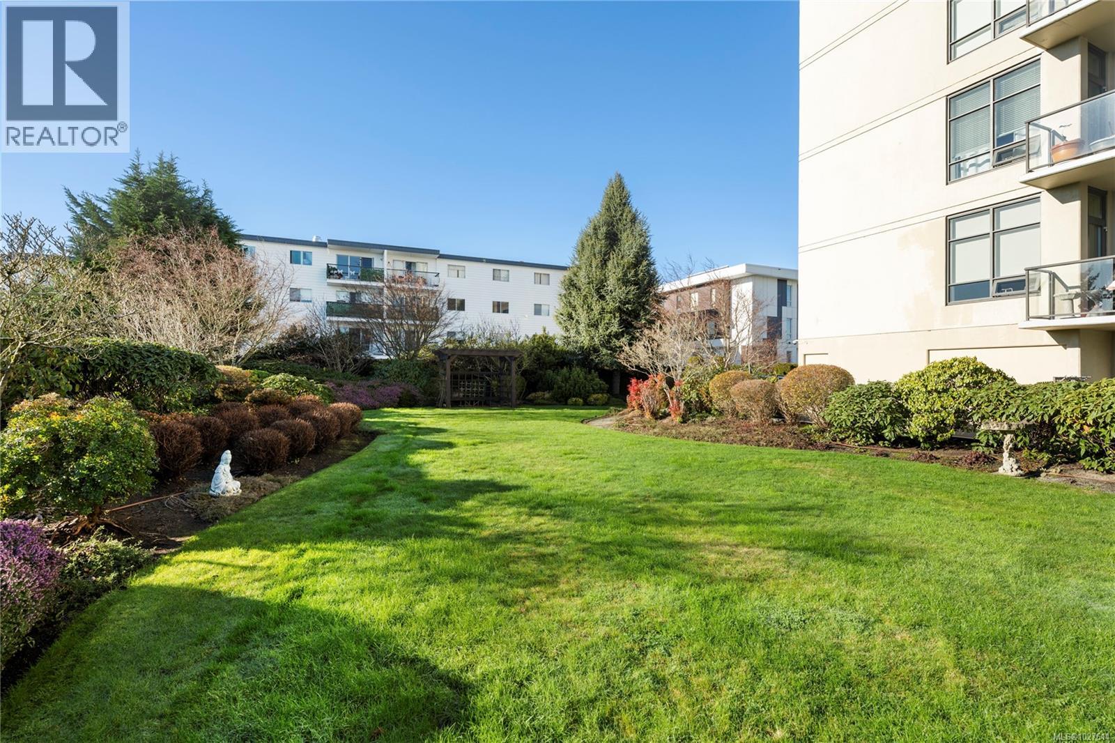 401 225 Rosehill St, Nanaimo