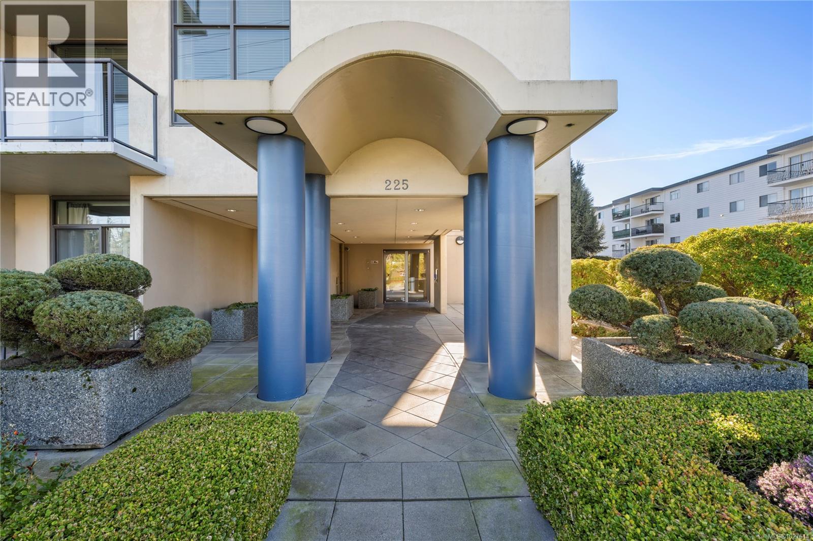 401 225 Rosehill St, Nanaimo