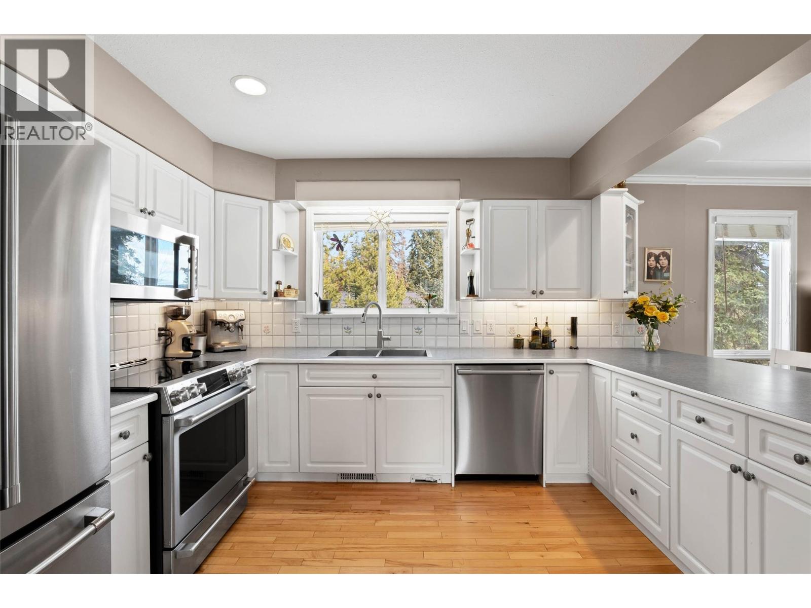 3861 WATER/3848 RAINBOW DR Street, Kamloops