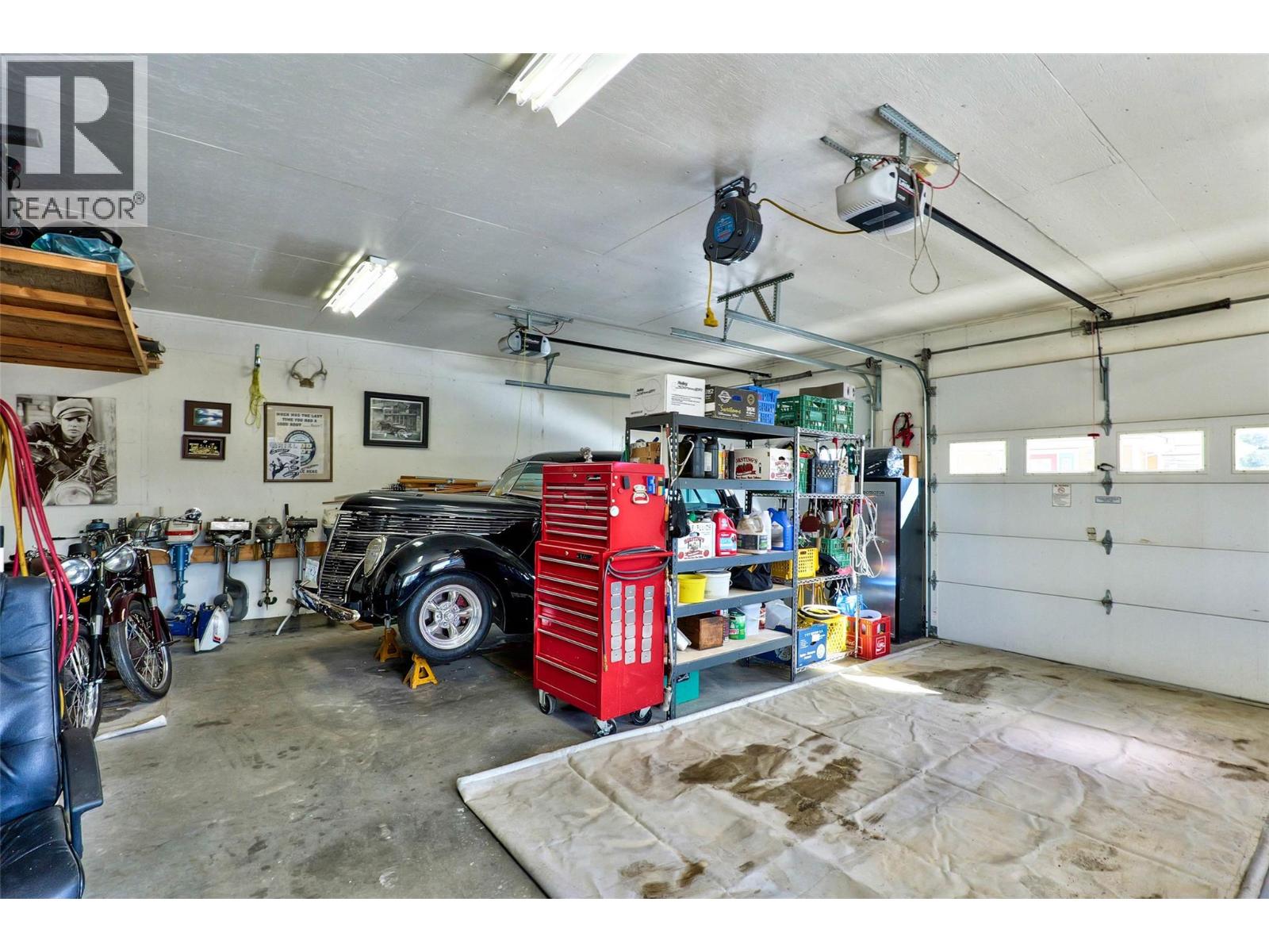 3861 WATER/3848 RAINBOW DR Street, Kamloops