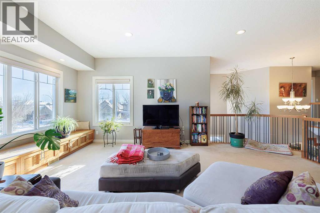 
          98 Tuscany Estates Crescent Northwest
            <br/>
            <span>Calgary</span>
            , 
            <span>AB</span>
             <span>T3L0B3</span>
         - Photo 22