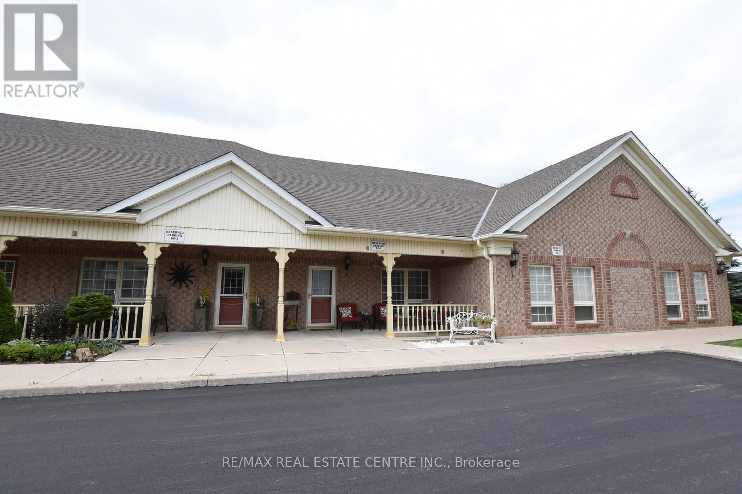 2 - 60 NATALIA AVENUE - Main photo, Hamilton (Mount Hope), Ontario