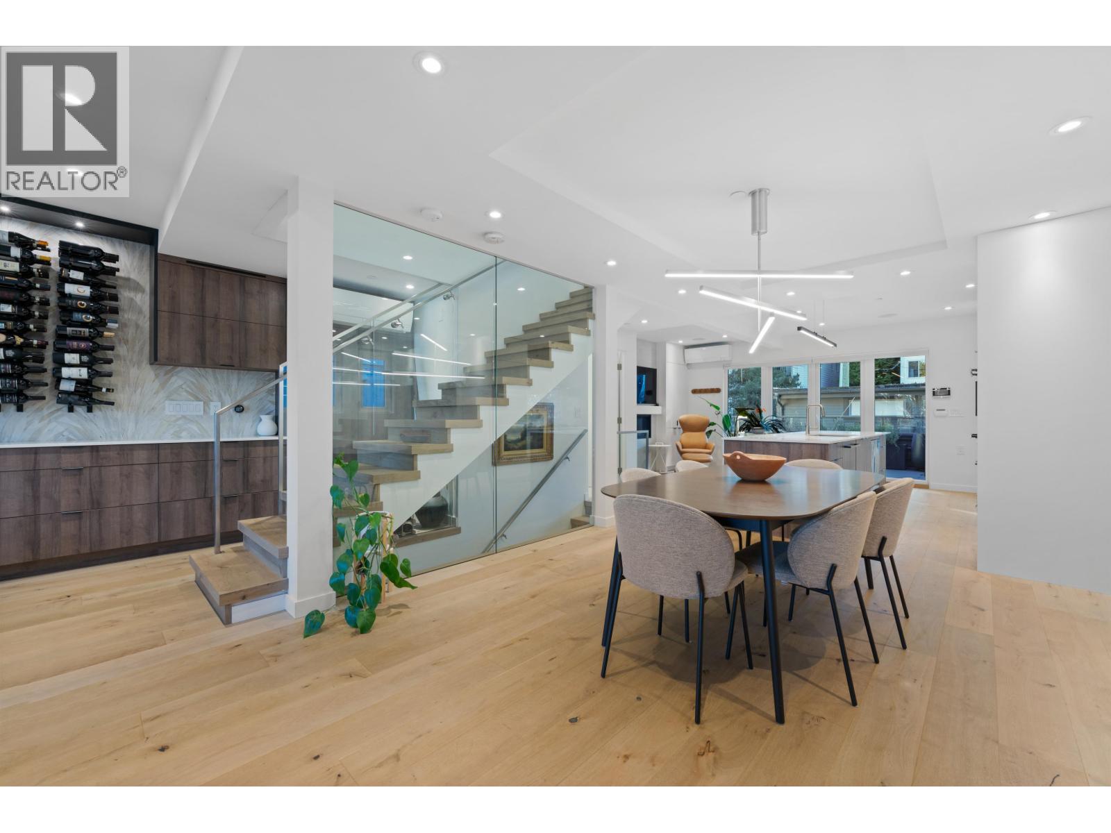 2142 W 1ST AVENUE, Vancouver