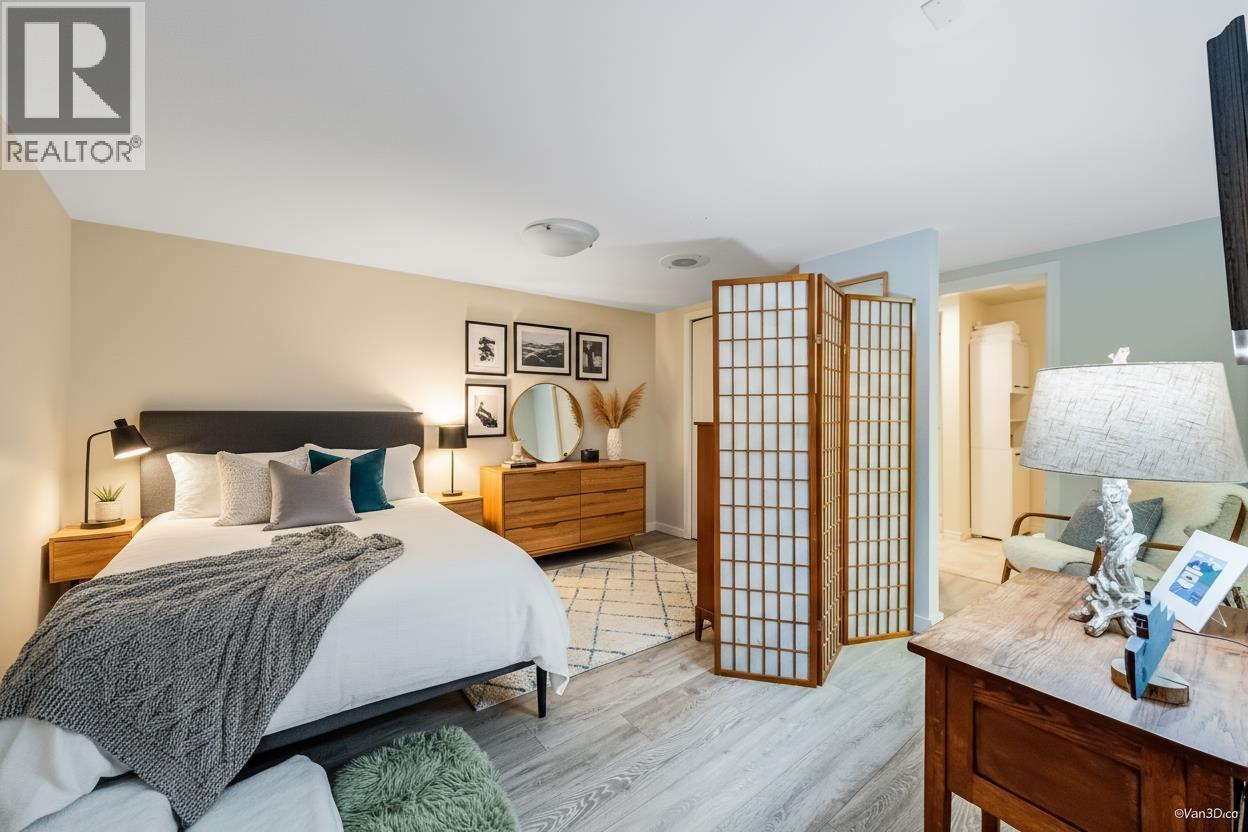 749 CARLETON DRIVE, Port Moody