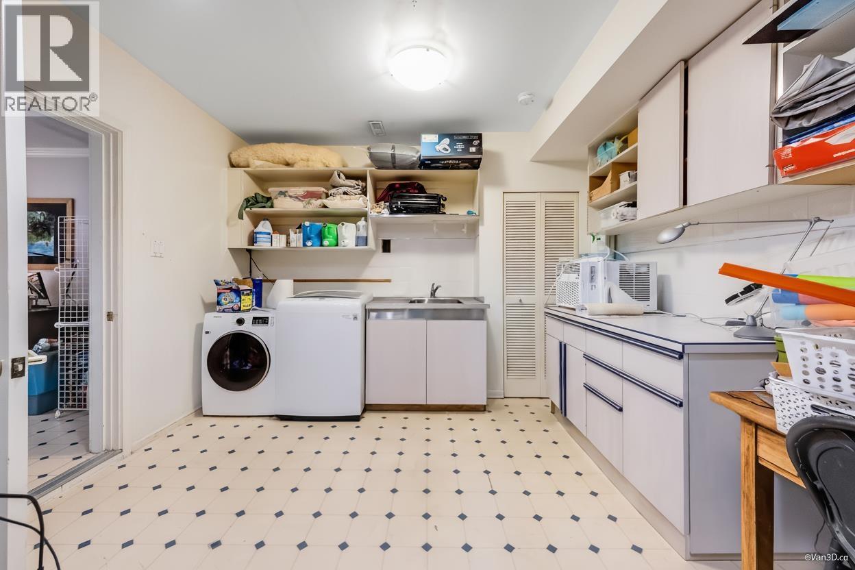 749 CARLETON DRIVE, Port Moody