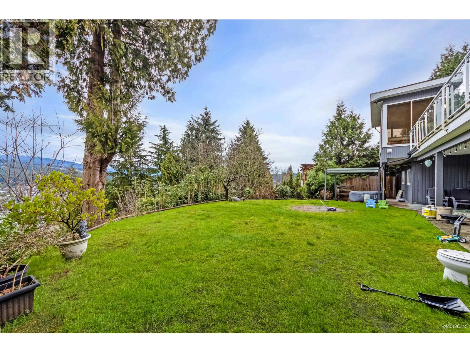 749 CARLETON DRIVE, Port Moody