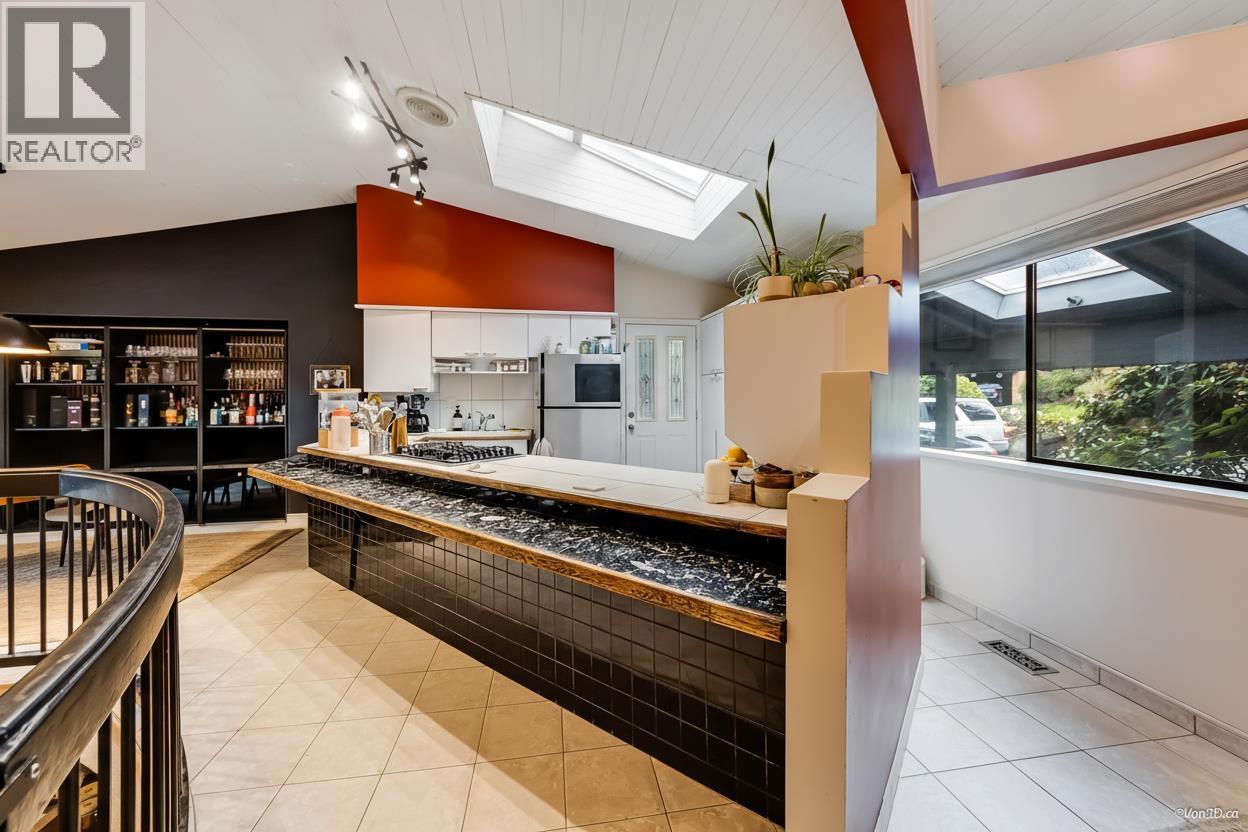 749 CARLETON DRIVE, Port Moody