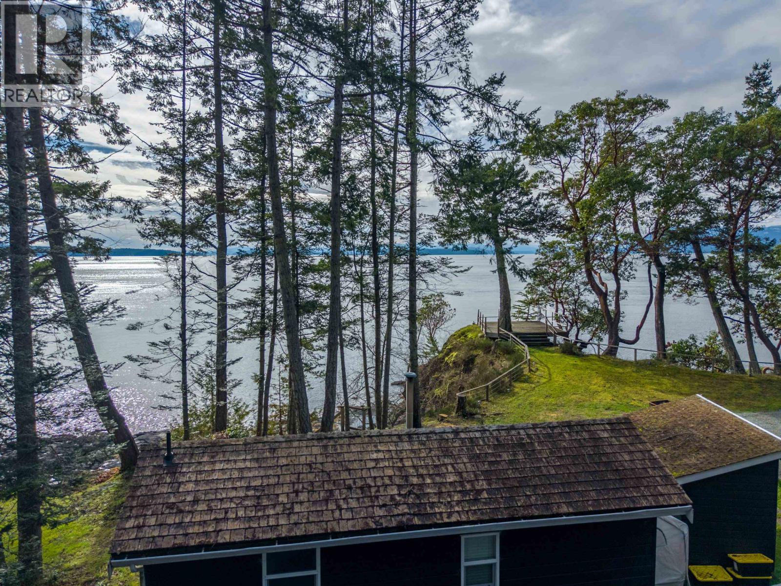 27113 SCHOONER WAY, Pender Island