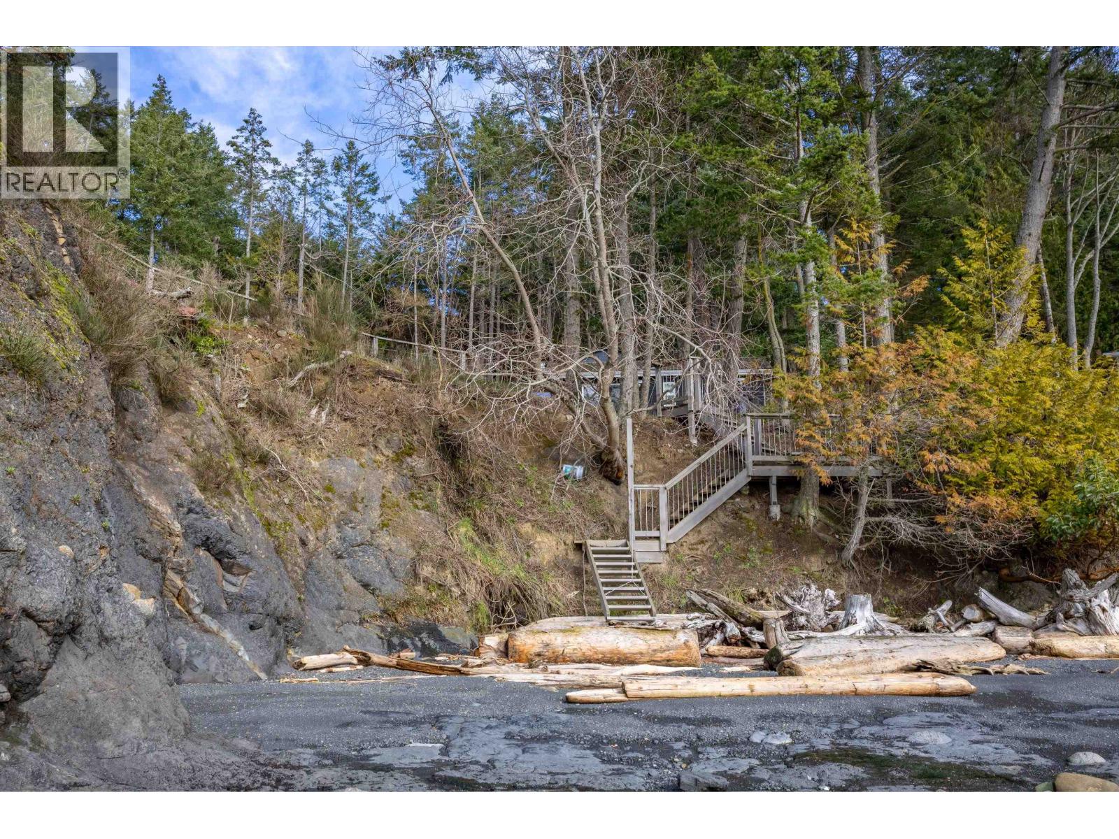 27113 SCHOONER WAY, Pender Island