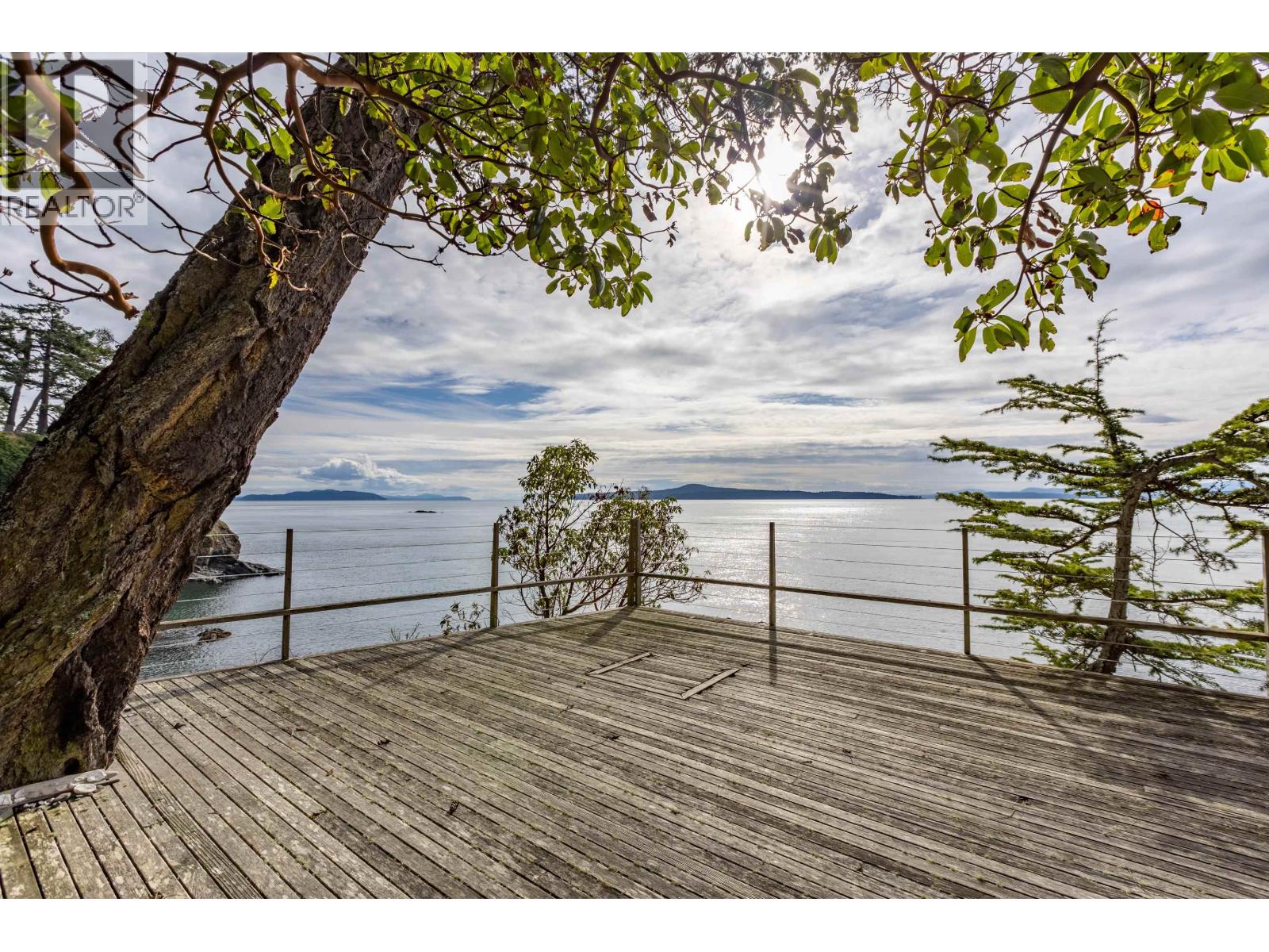 27113 SCHOONER WAY, Pender Island
