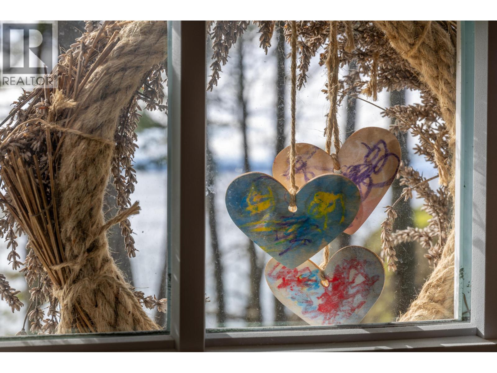 27113 SCHOONER WAY, Pender Island