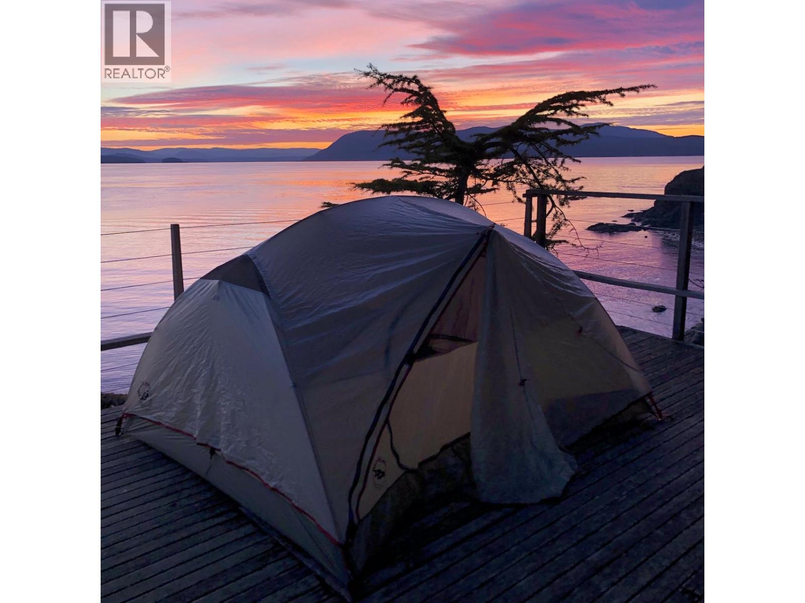 27113 SCHOONER WAY, Pender Island