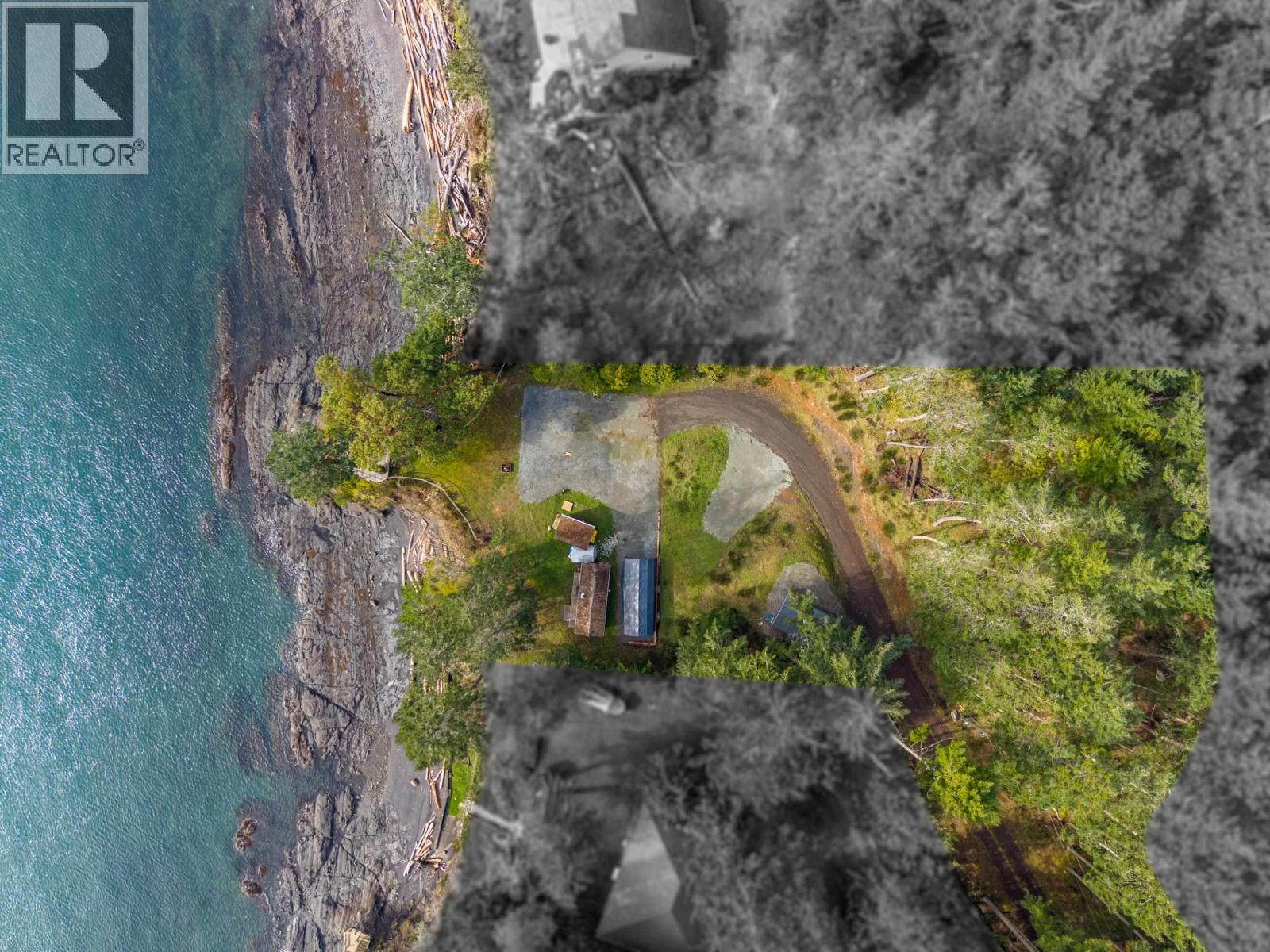 27113 SCHOONER WAY, Pender Island