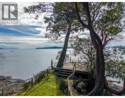 27113 Schooner Way, Pender Island, BC V0N2M2 Photo 12