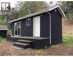 27113 Schooner Way, Pender Island, BC V0N2M2 Photo 21