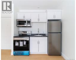 975 Brookside Drive, photo 7