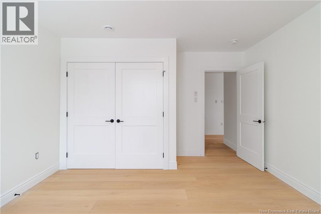 975 BROOKSIDE DRIVE - 13