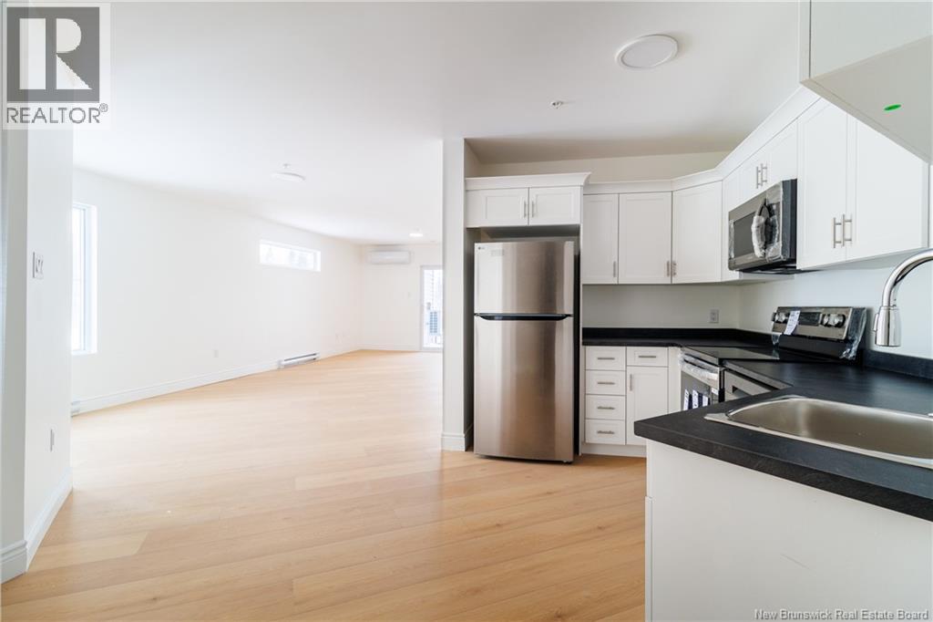 975 BROOKSIDE DRIVE - Image 6