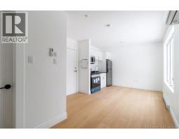 975 Brookside Drive, photo 12