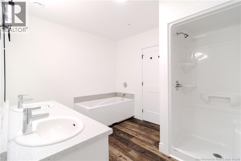 975 BROOKSIDE DRIVE - Image 23