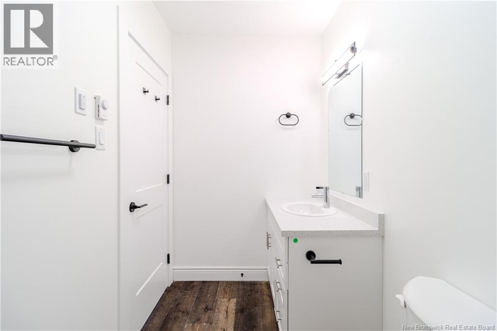 975 BROOKSIDE DRIVE - Image 24