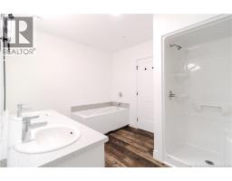 975 Brookside Drive, photo 23