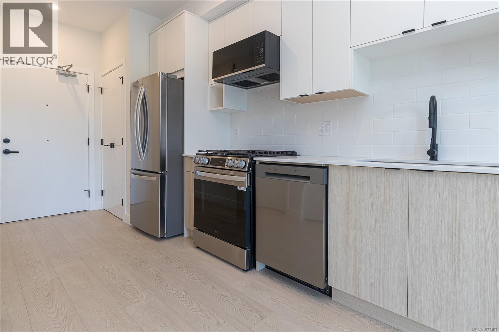 512 2629 Millstream Road, Langford