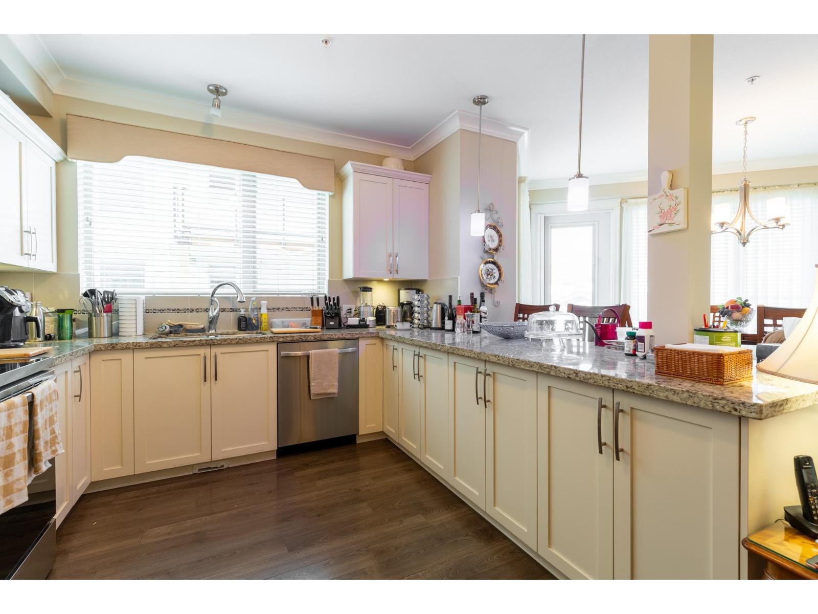 203 45750 KEITH WILSON ROAD, Vedder Crossing, Chilliwack