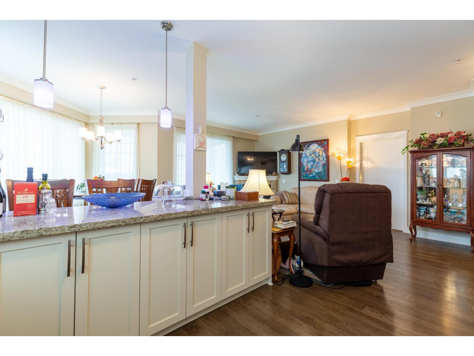 203 45750 KEITH WILSON ROAD, Vedder Crossing, Chilliwack