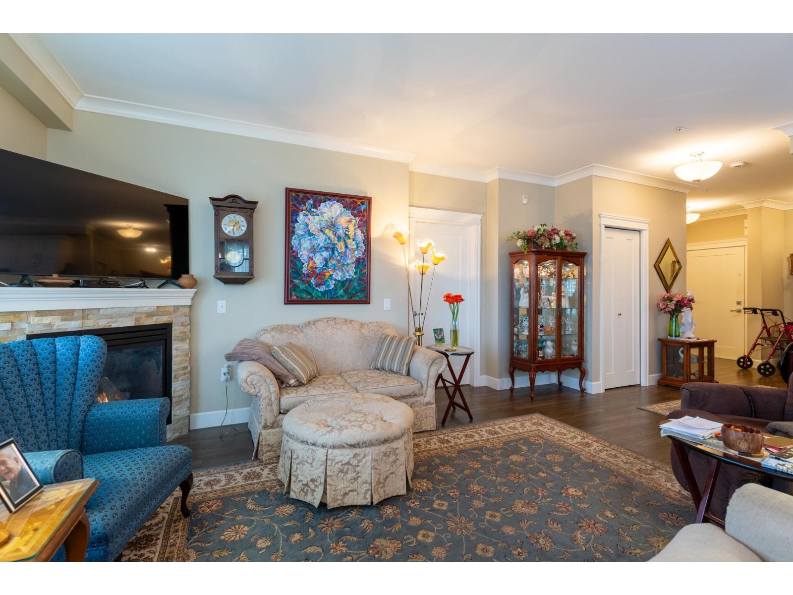 203 45750 KEITH WILSON ROAD, Vedder Crossing, Chilliwack