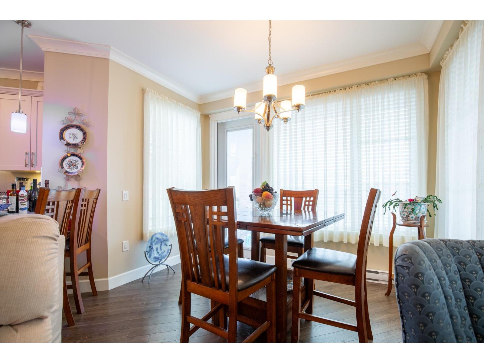 203 45750 KEITH WILSON ROAD, Vedder Crossing, Chilliwack