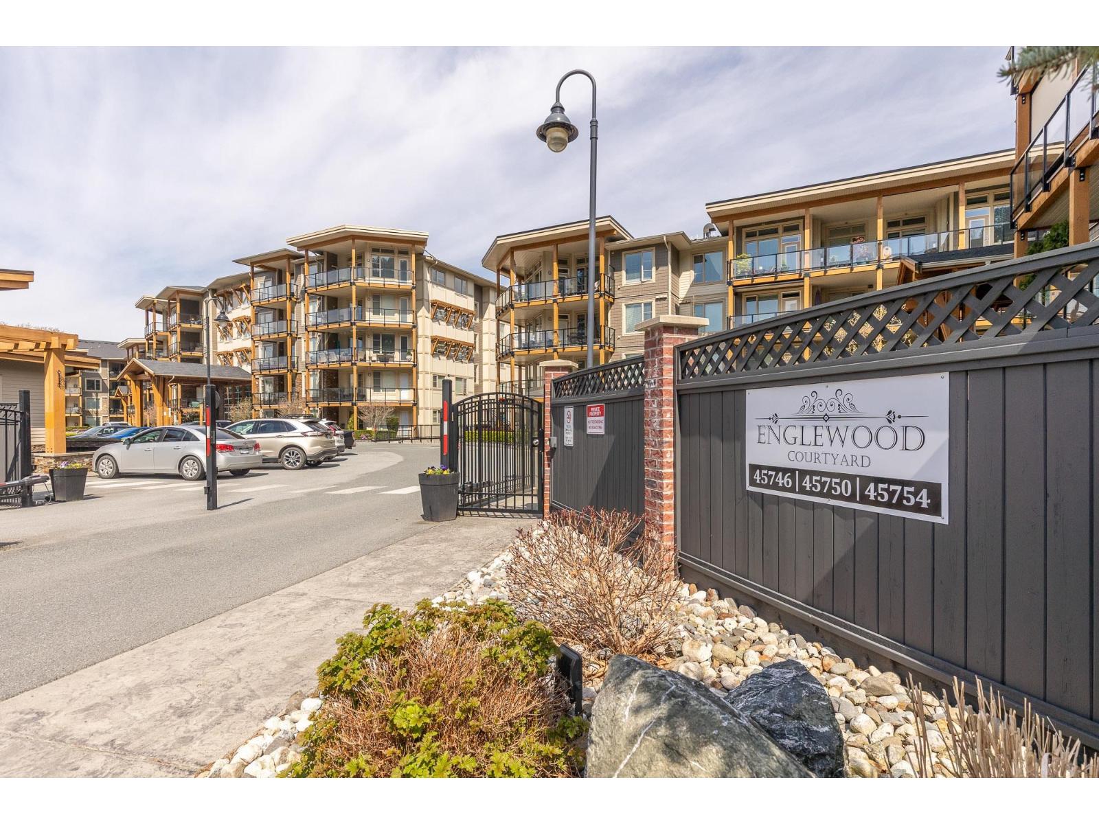 203 45750 KEITH WILSON ROAD, Vedder Crossing, Chilliwack