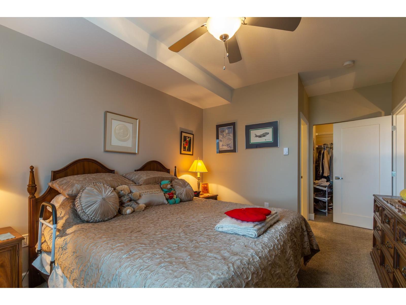 203 45750 KEITH WILSON ROAD, Vedder Crossing, Chilliwack