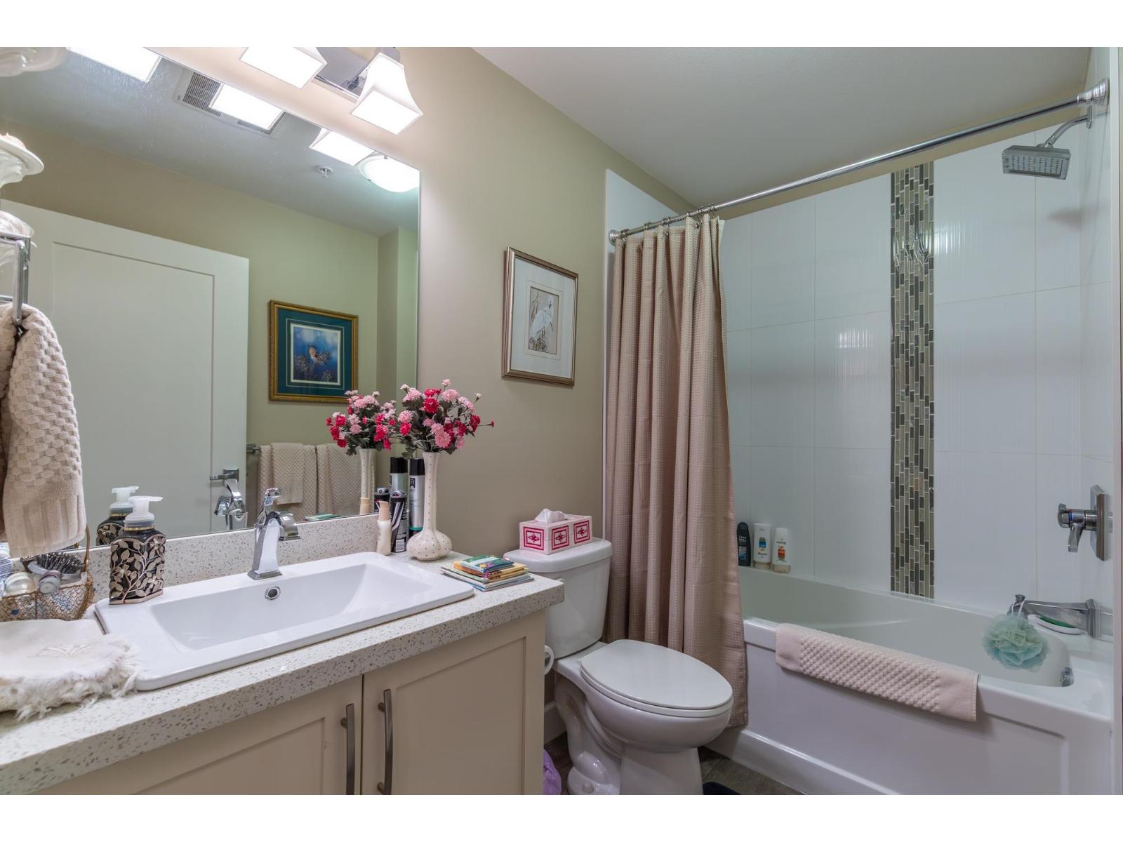 203 45750 KEITH WILSON ROAD, Vedder Crossing, Chilliwack