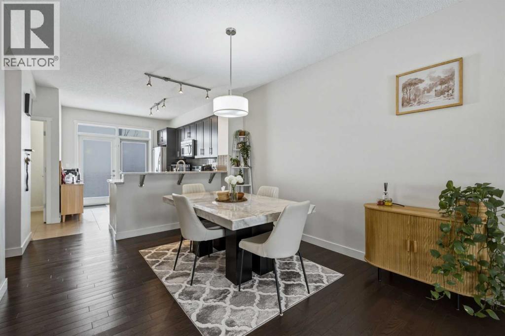 Single Family House for Sale in  Nolanfield Villas NW Nolan Hill Calgary 