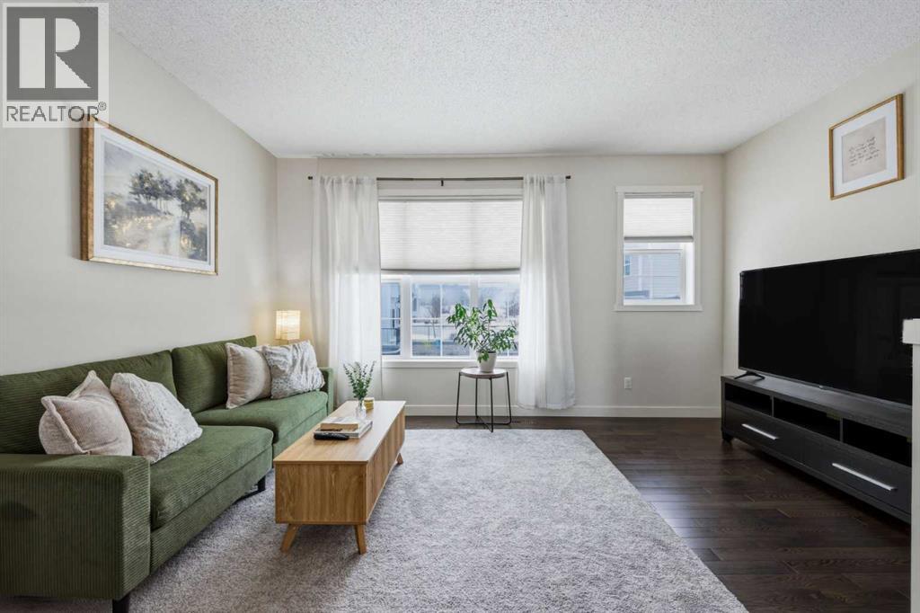 Single Family House for Sale in  Nolanfield Villas NW Nolan Hill Calgary 