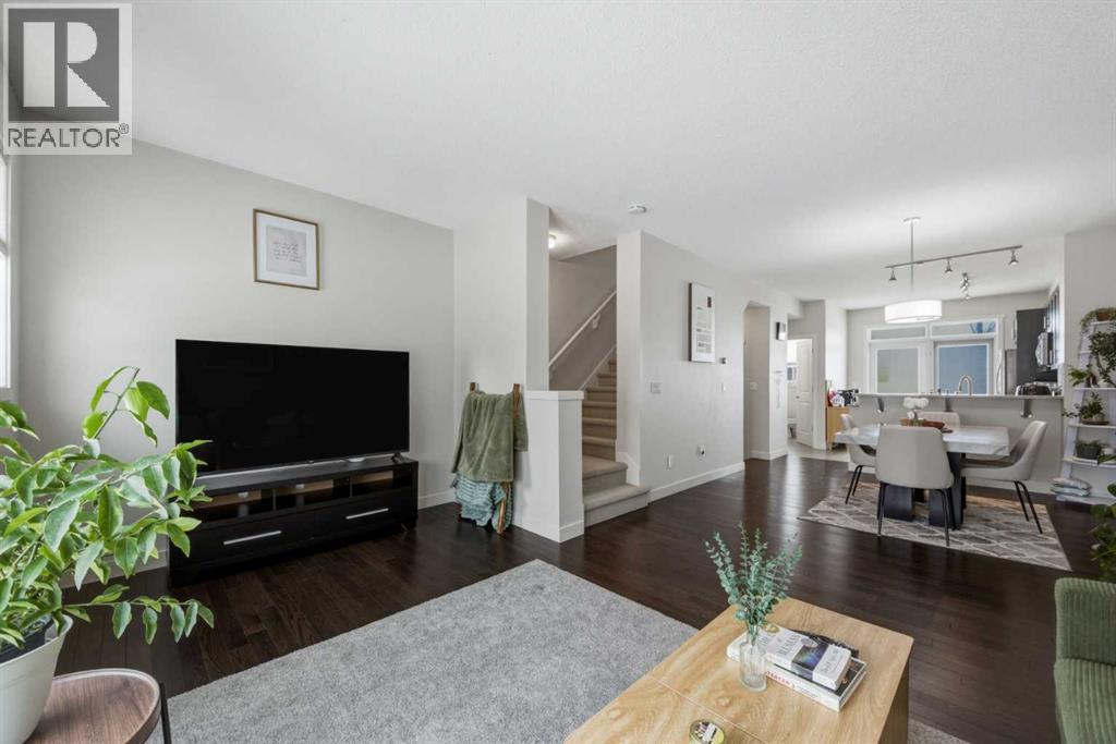 Single Family House for Sale in  Nolanfield Villas NW Nolan Hill Calgary 