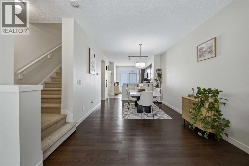 Single Family House for Sale in  Nolanfield Villas NW Nolan Hill Calgary 