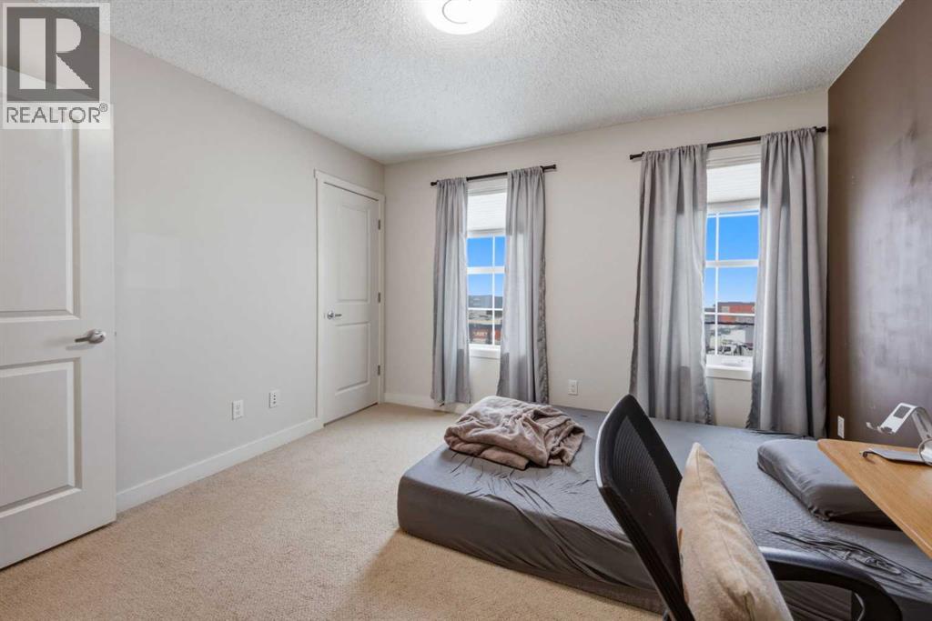 Single Family House for Sale in  Nolanfield Villas NW Nolan Hill Calgary 