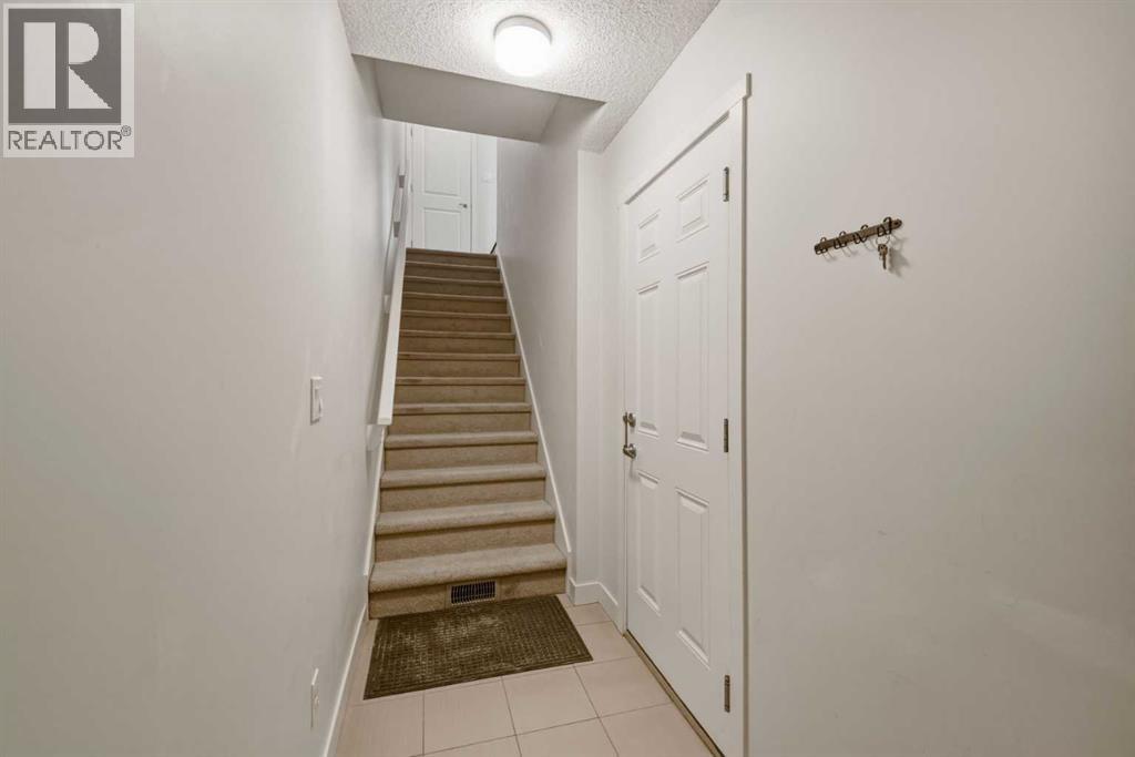 Single Family House for Sale in  Nolanfield Villas NW Nolan Hill Calgary 