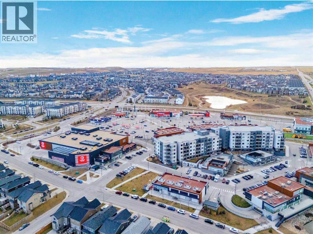 Single Family House for Sale in  Nolanfield Villas NW Nolan Hill Calgary 