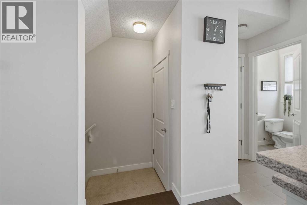 Single Family House for Sale in  Nolanfield Villas NW Nolan Hill Calgary 