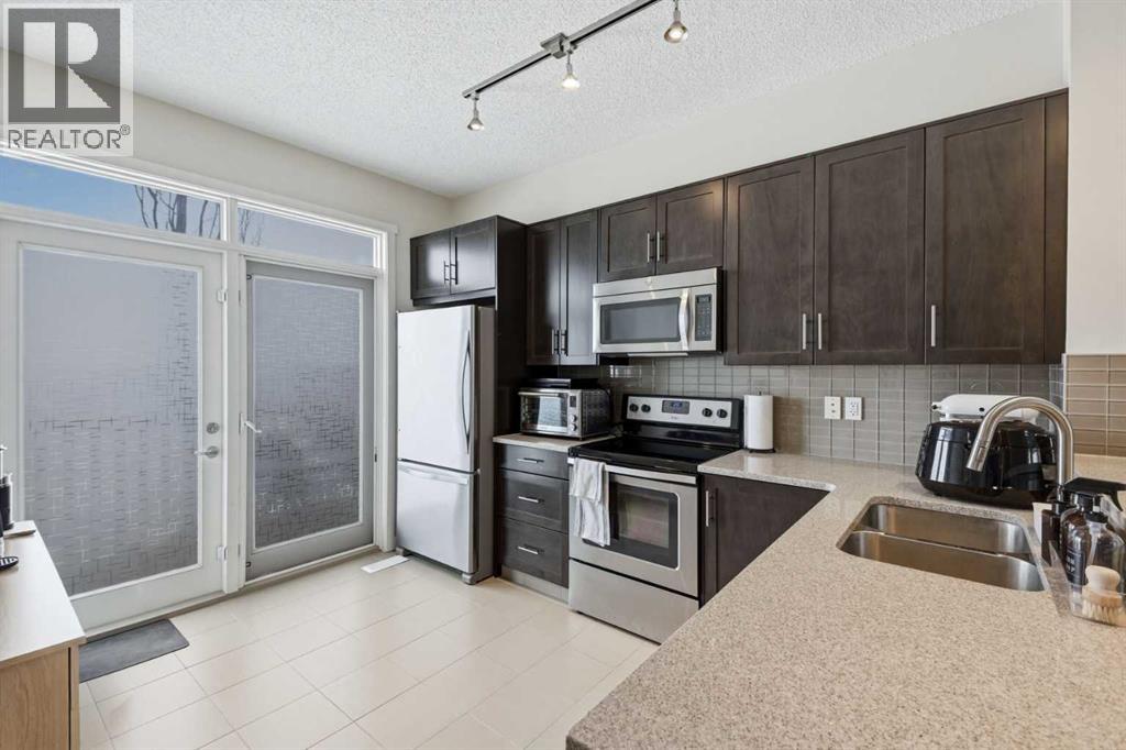 Single Family House for Sale in  Nolanfield Villas NW Nolan Hill Calgary 