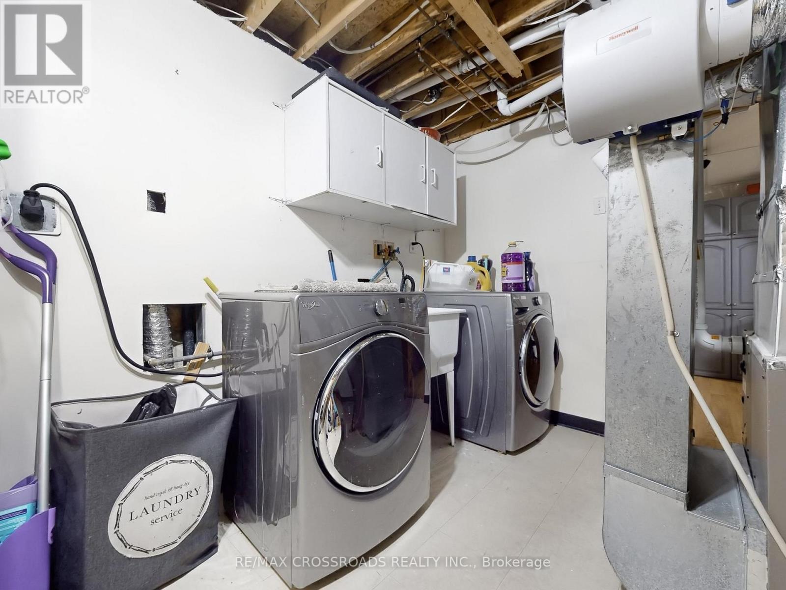 64 SABLE CRESCENT — photo 34