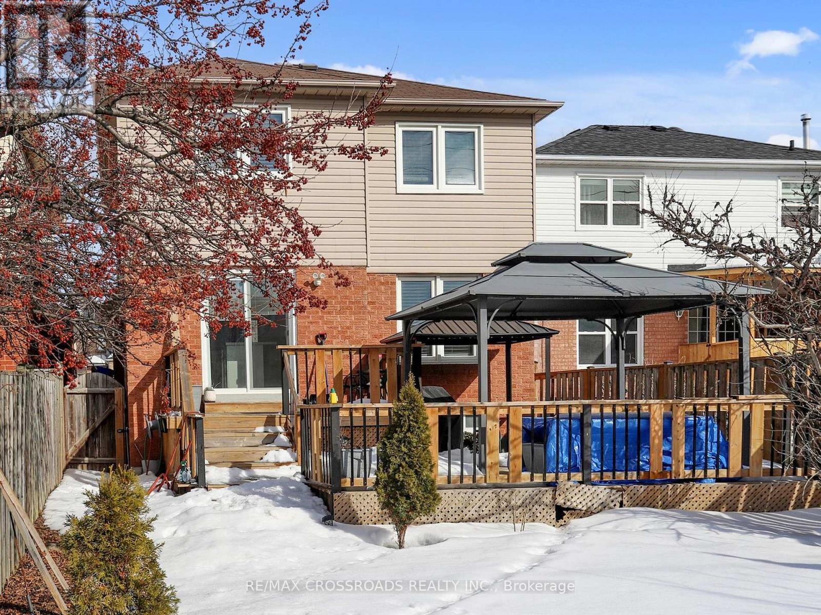 64 SABLE CRESCENT — photo 38