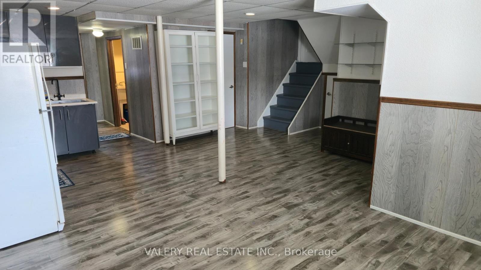 LOWER - 25 SUTTER AVENUE