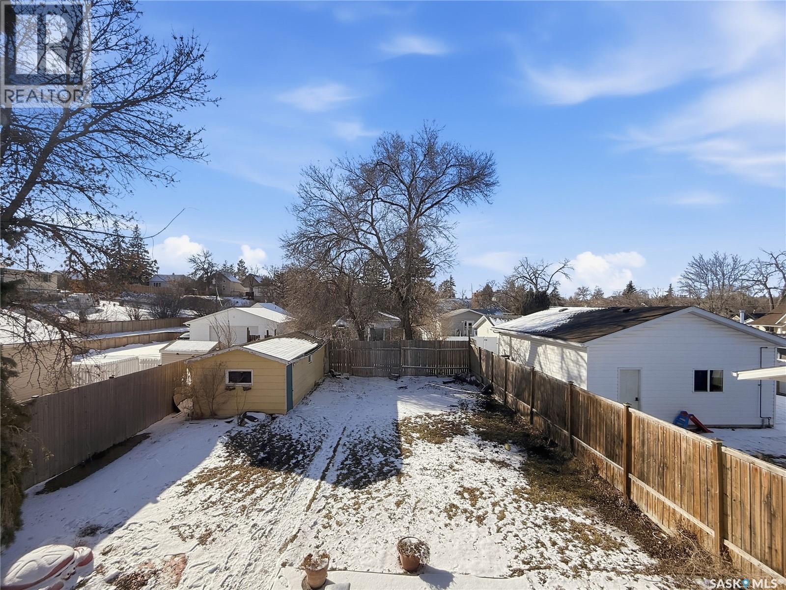 96 10th AVENUE NE - 18