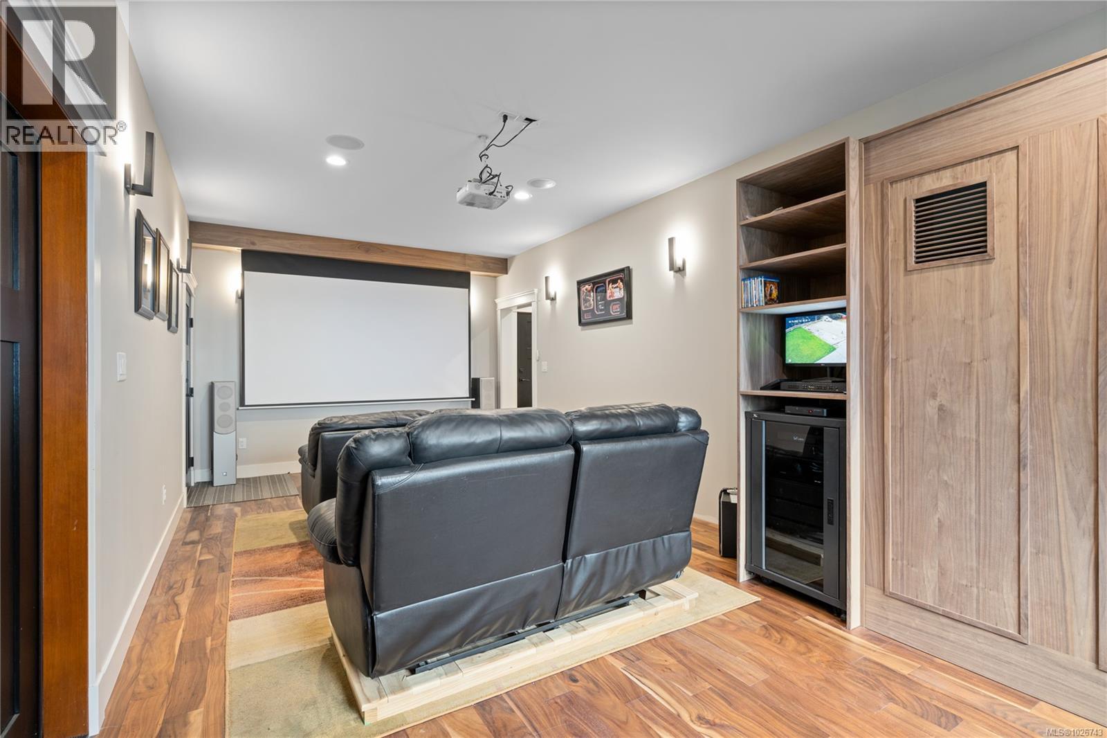 1745 Warn Way - 10