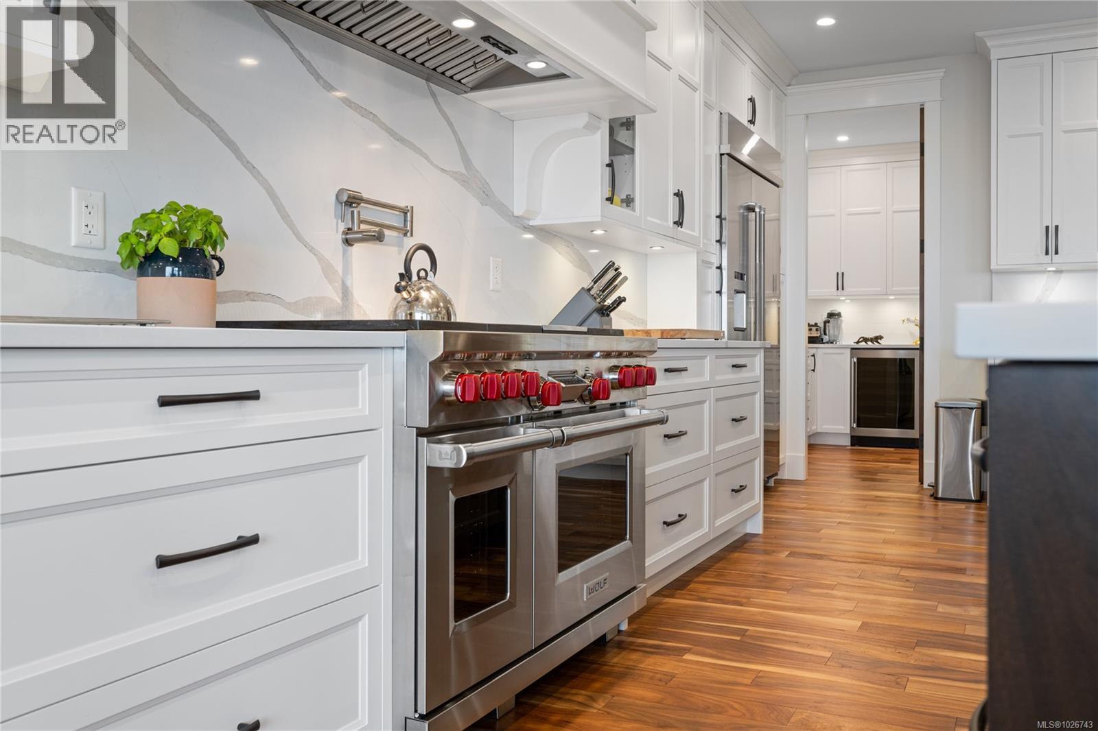 1745 Warn Way - 15
