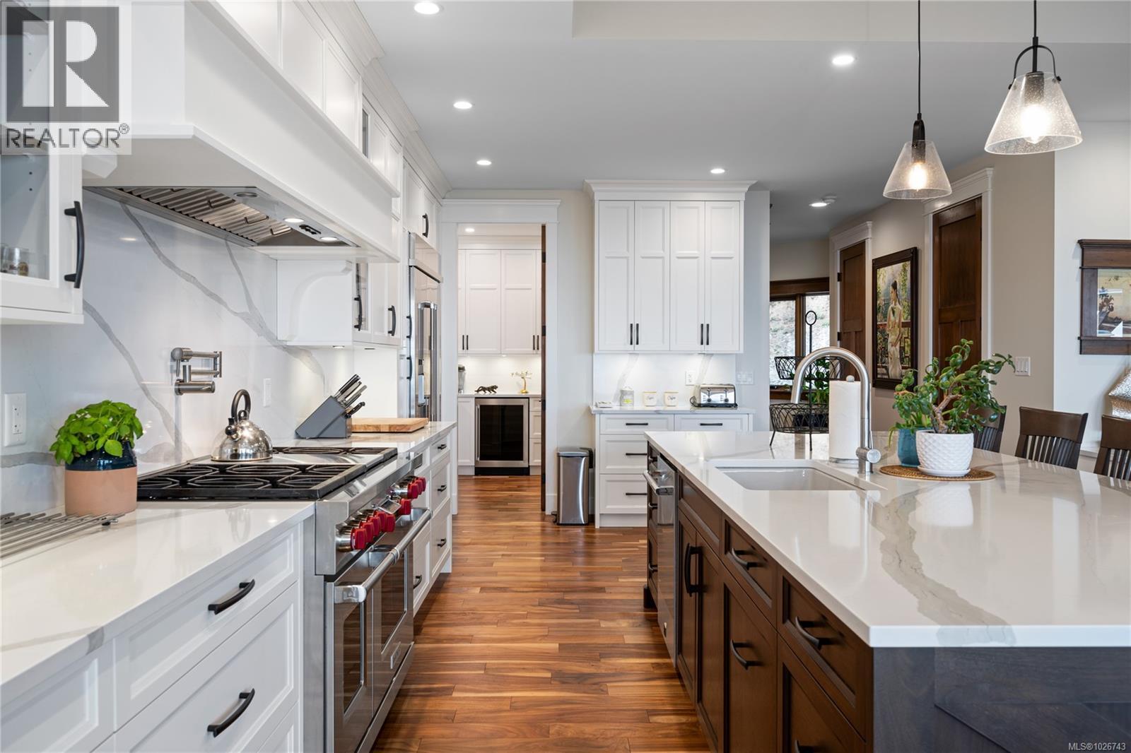 1745 Warn Way - 16